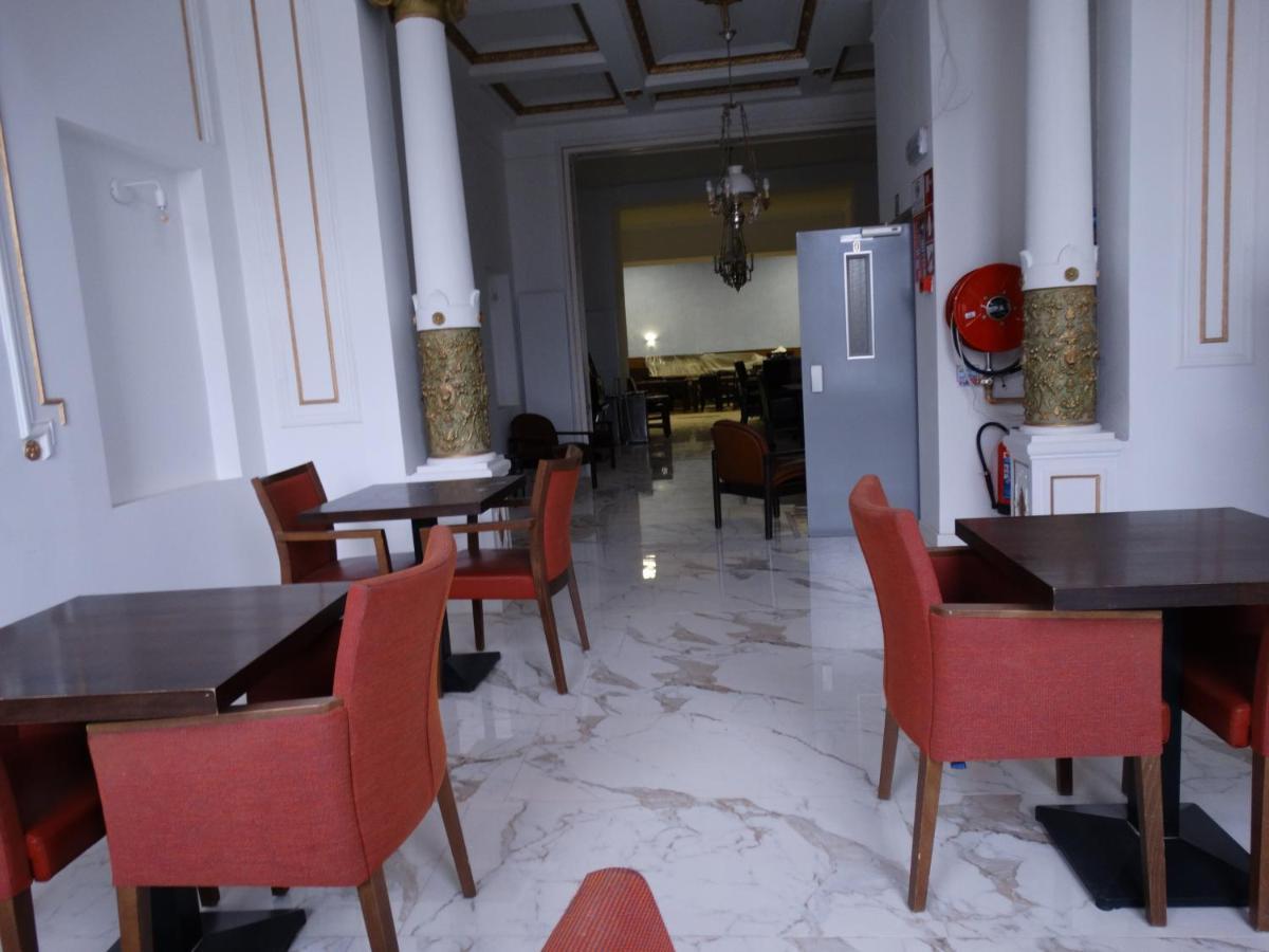 Hotel De La Gare آلست المظهر الخارجي الصورة